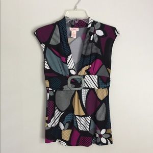 🌹3/$20🌹Multicolor Sleeveless Blouse Size MEskimo